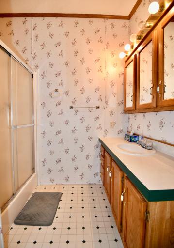 805 2nd Street NE, 805, Milaca, MN 56353