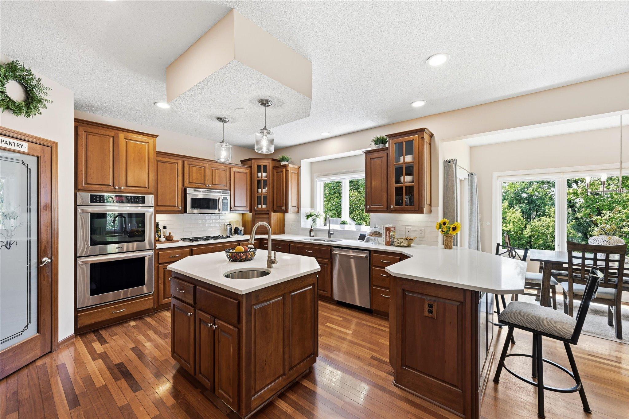 Kitchen Center Island