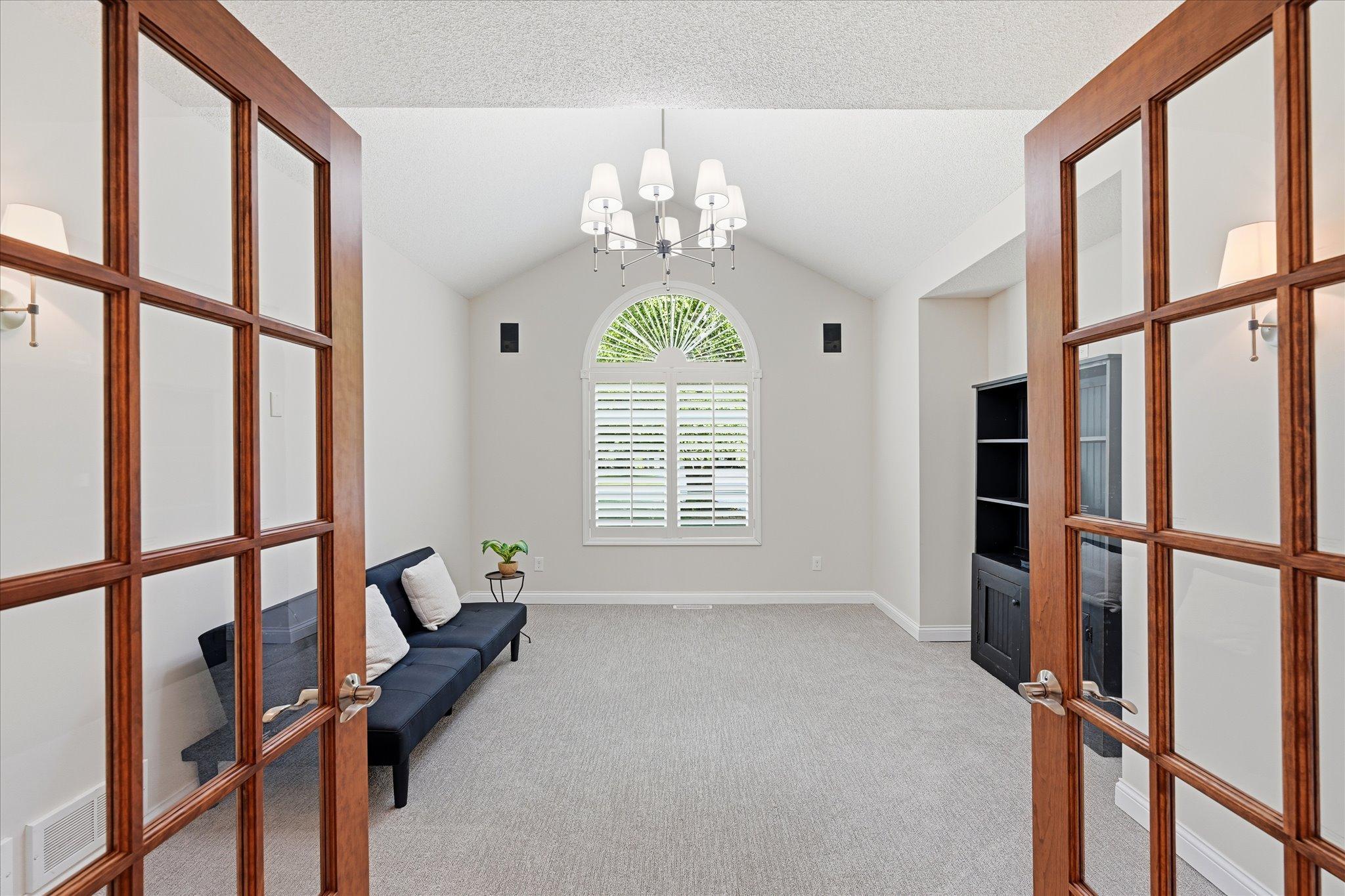 4th Bedroom or Office