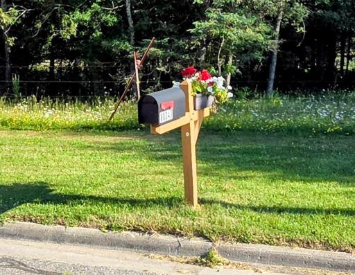 HMail box.jpg
