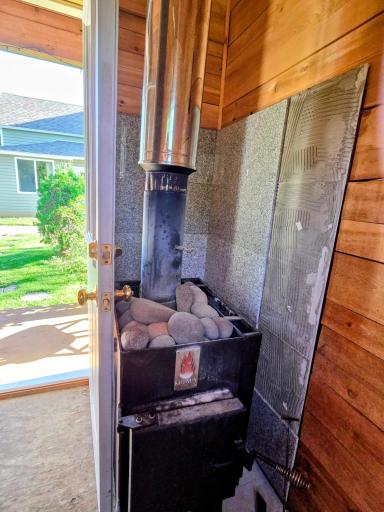 H sauna stove.jpg