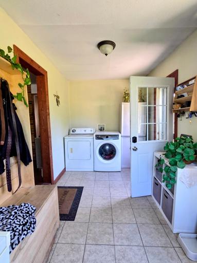 H laundry.jpg