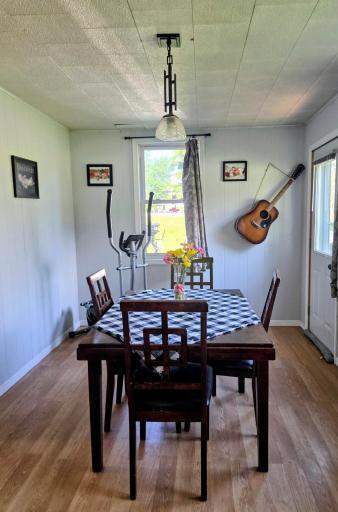 H dining room