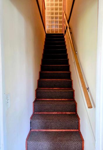 H upstairs