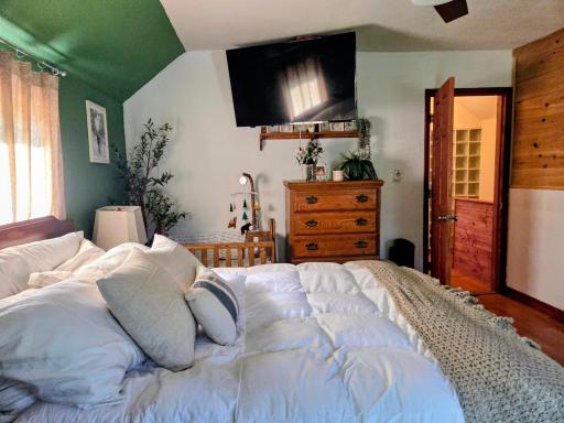 H Bed room
