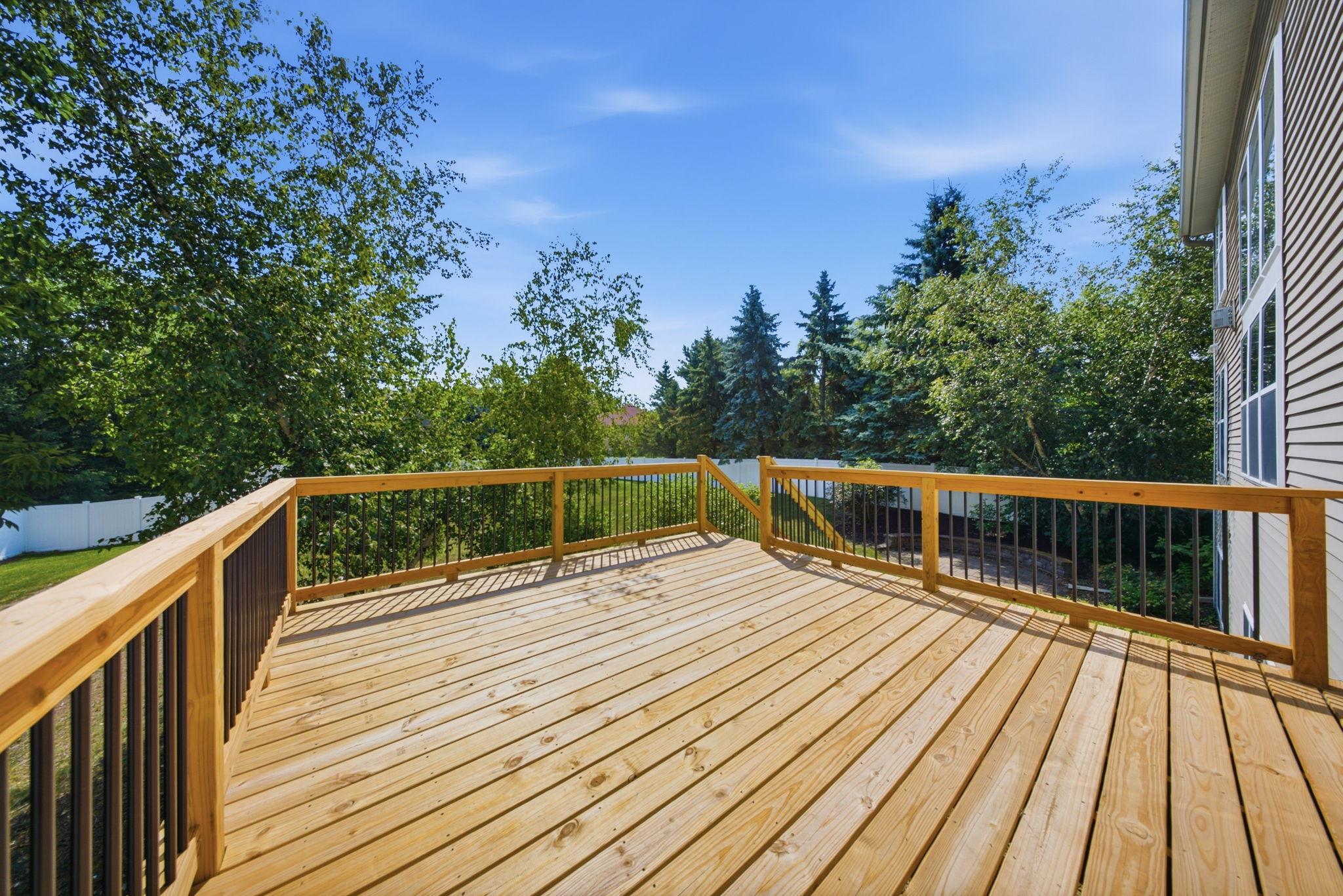 Gorgeous brand new deck!