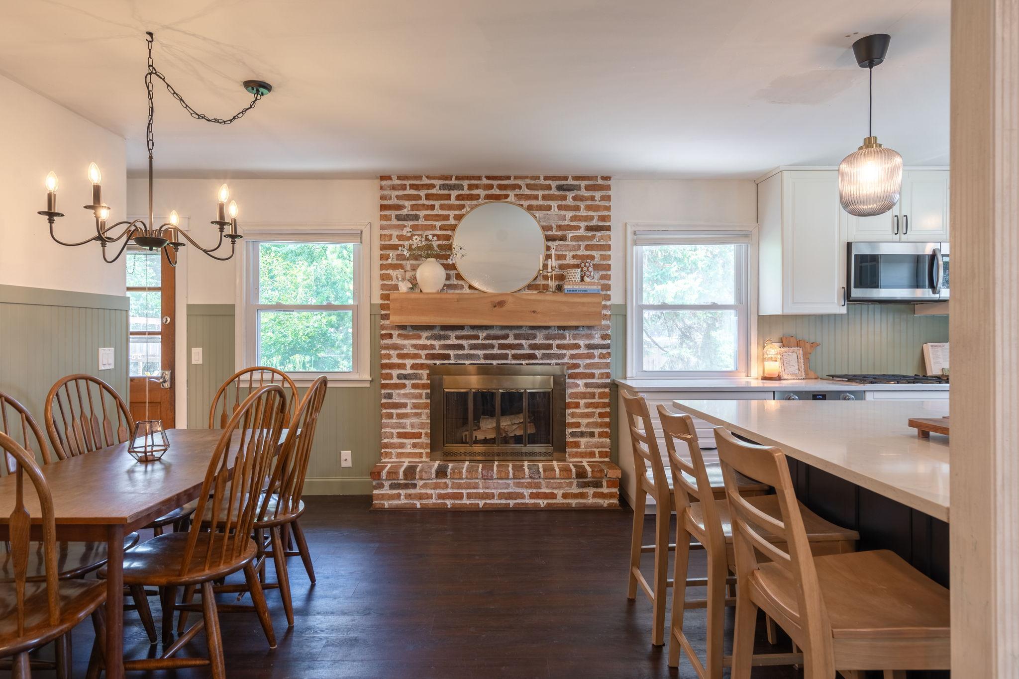 Kitchen - 1st of 2 fire places