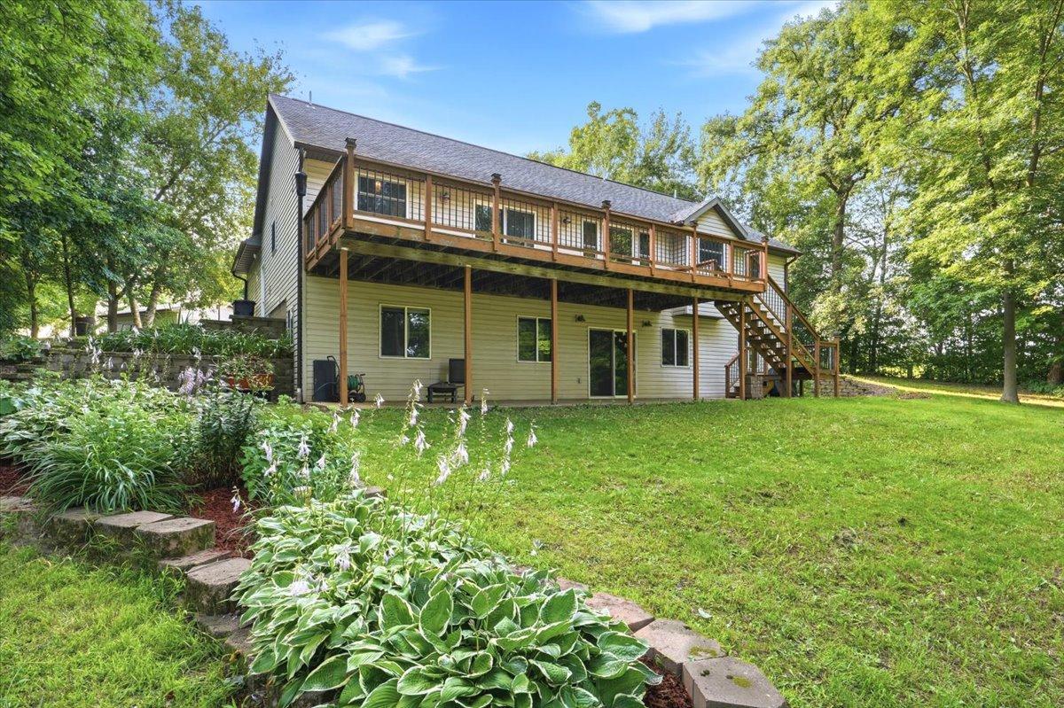 24-Back of Home.jpg