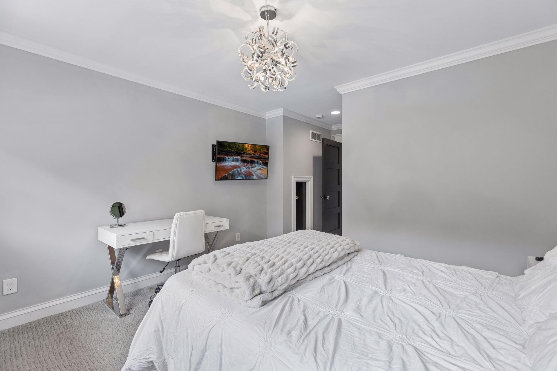 Bedroom #2 - Upper Level