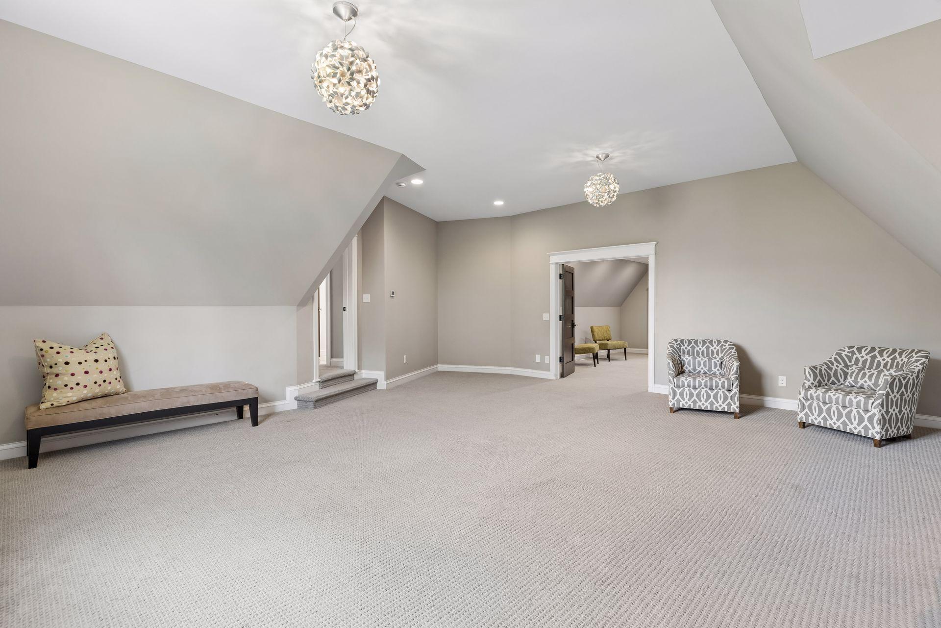 Bonus Suite - Upper Level