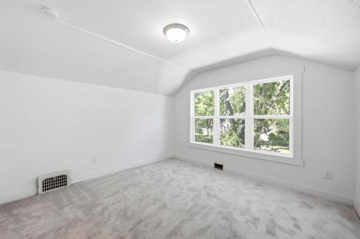 1310 11th Avenue S, Fargo, ND 58103