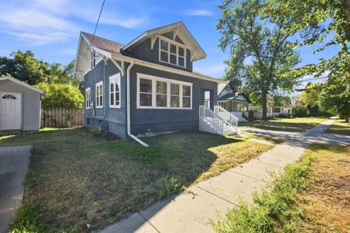 1310 11th Avenue S, Fargo, ND 58103