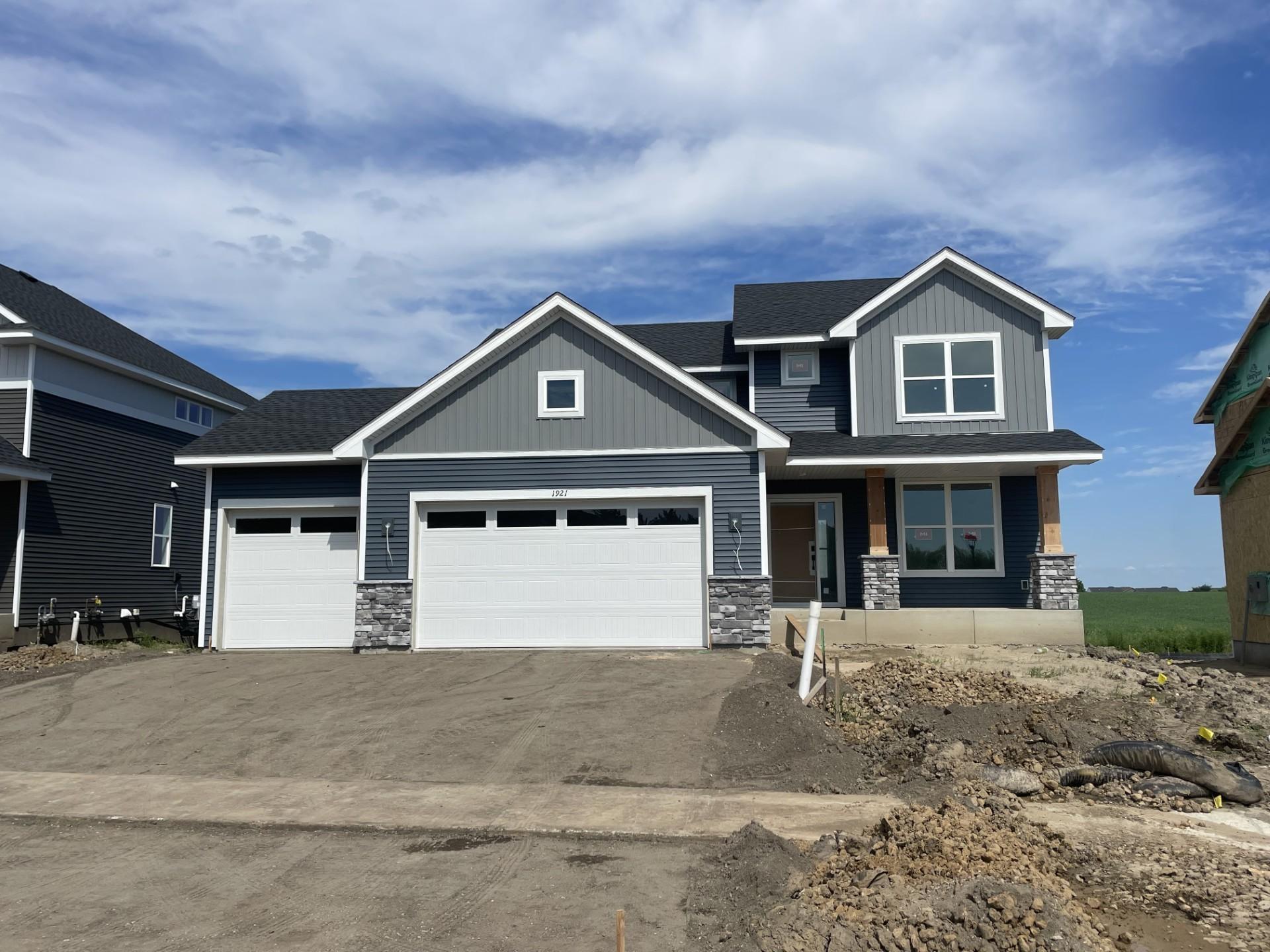 Welcome to 1921 Ravine Rd! (Photo is of the actual home.)