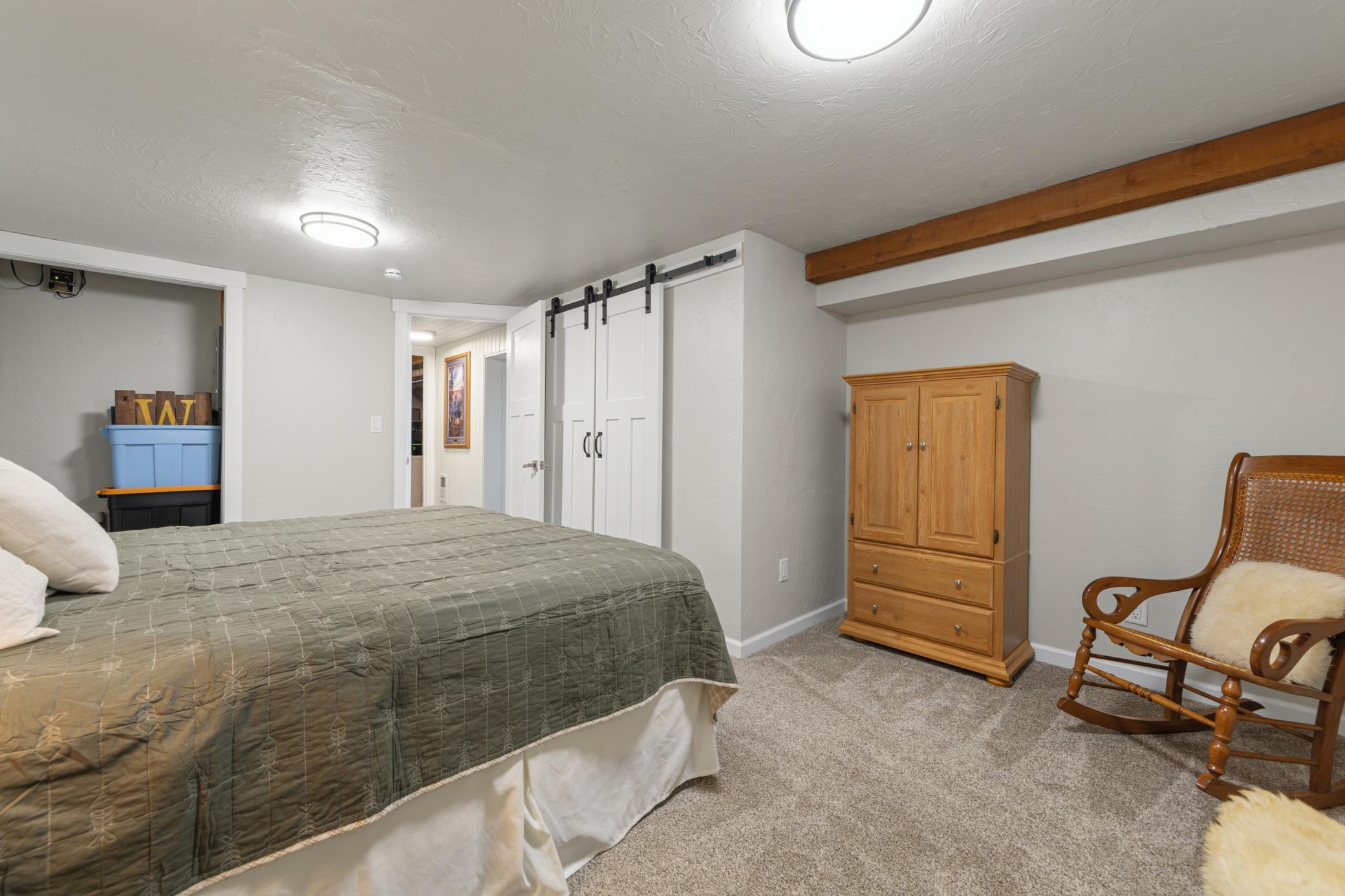 35 flex room.jpg