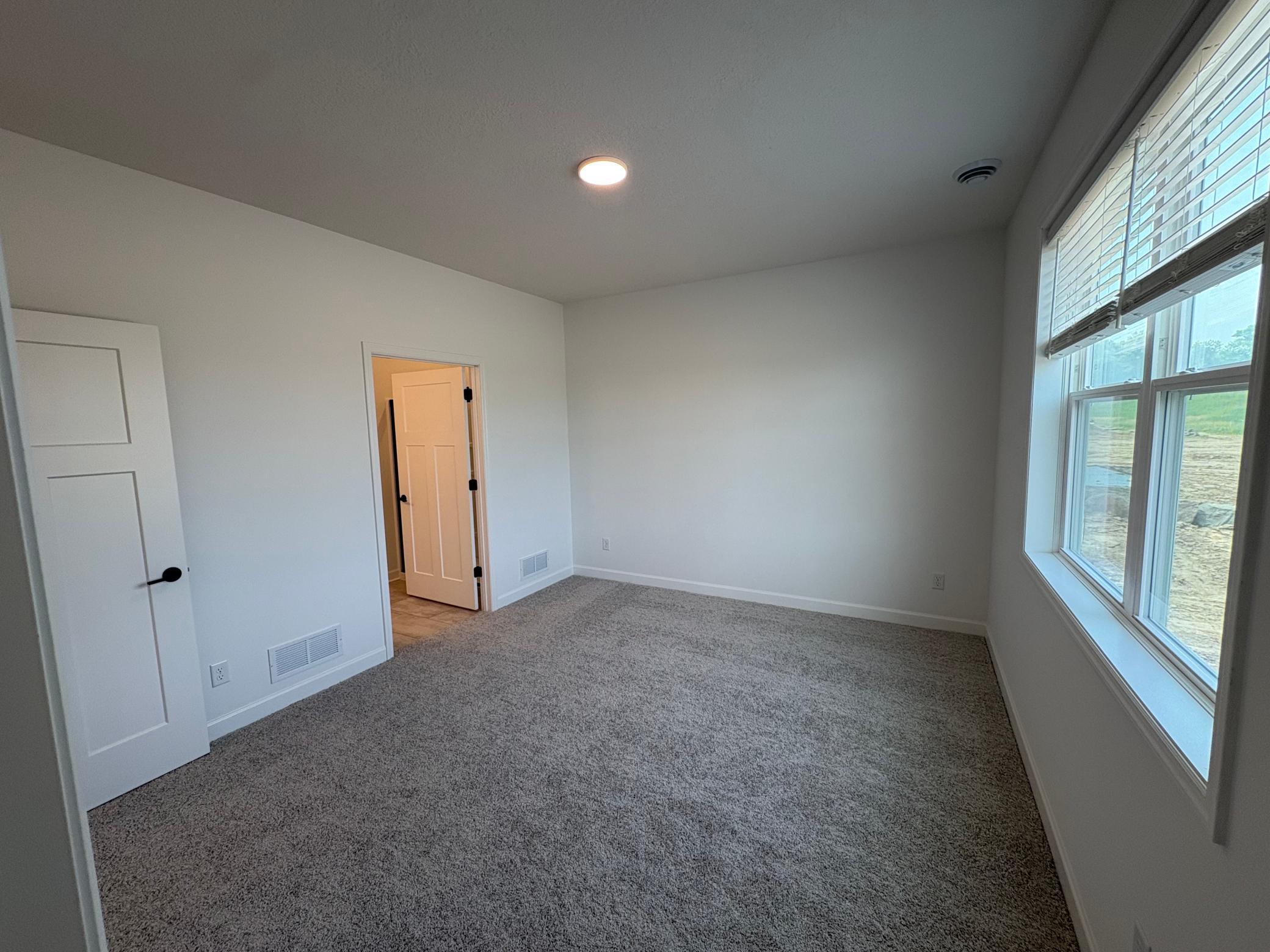 (Photo is of the actual home.)