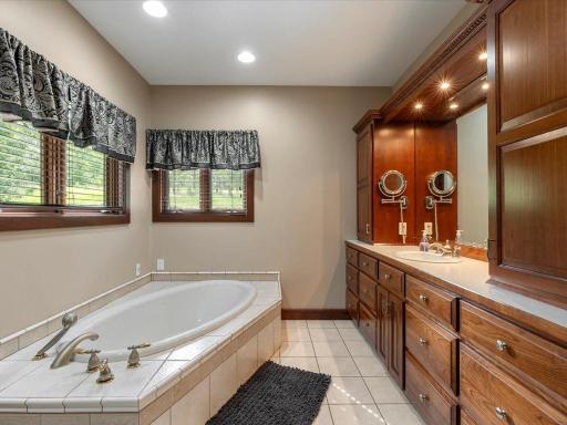 17994 Dayspring Drive, Park Rapids, MN 56470