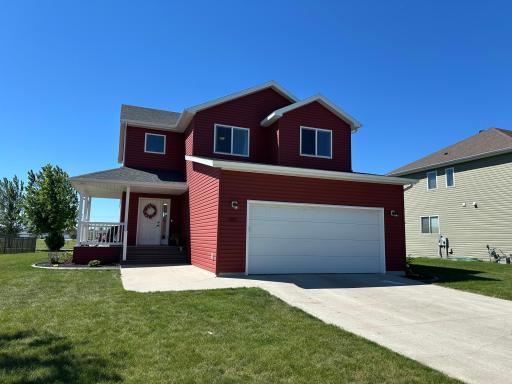4893 LAVONNE Court S, Fargo, ND 58104