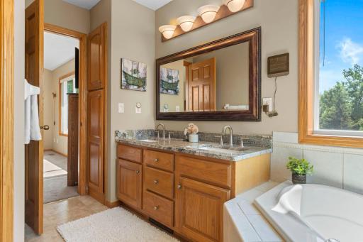3331 98th Circle N, Minneapolis, MN 55443