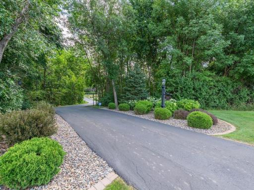 10820 Windmill Drive, Rogers, MN 55374