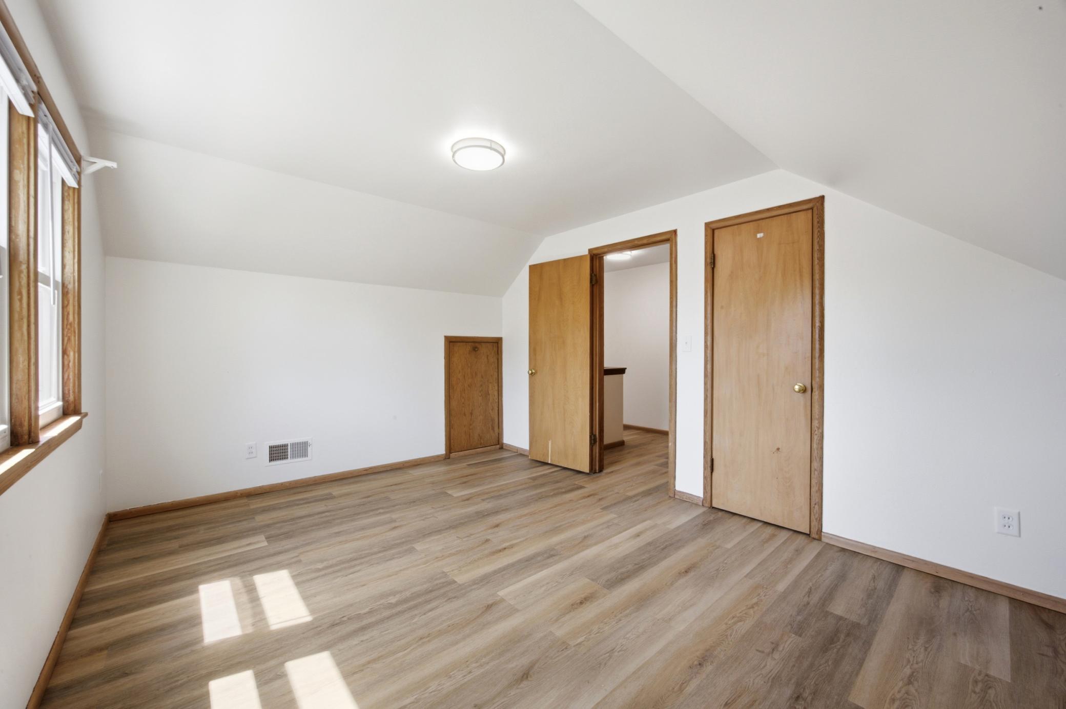 2nd floor - Bed 4