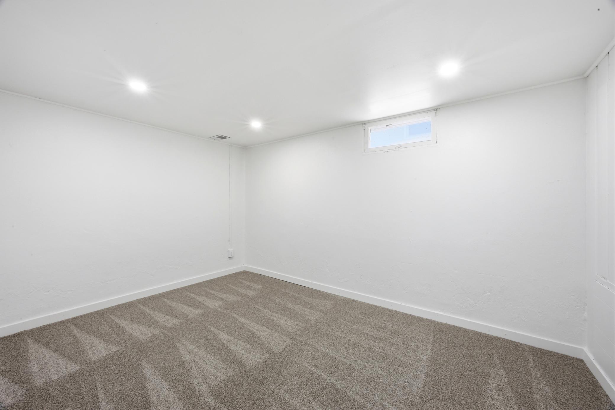 Basement Room - no egress
