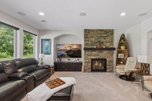 34 Rapp Farm Boulevard, Saint Paul, MN 55127