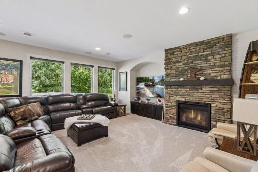 34 Rapp Farm Boulevard, Saint Paul, MN 55127