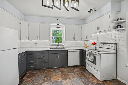 714 4th Street W, Hastings, MN 55033