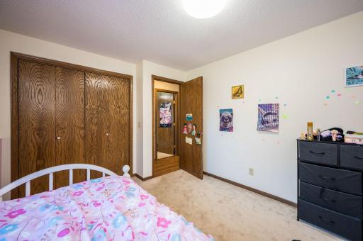 1735 Orchid Drive N, Mankato, MN 56003