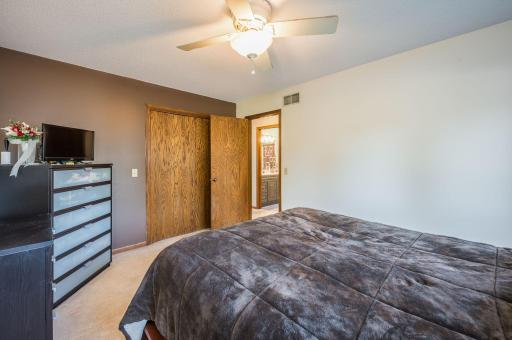 1735 Orchid Drive N, Mankato, MN 56003