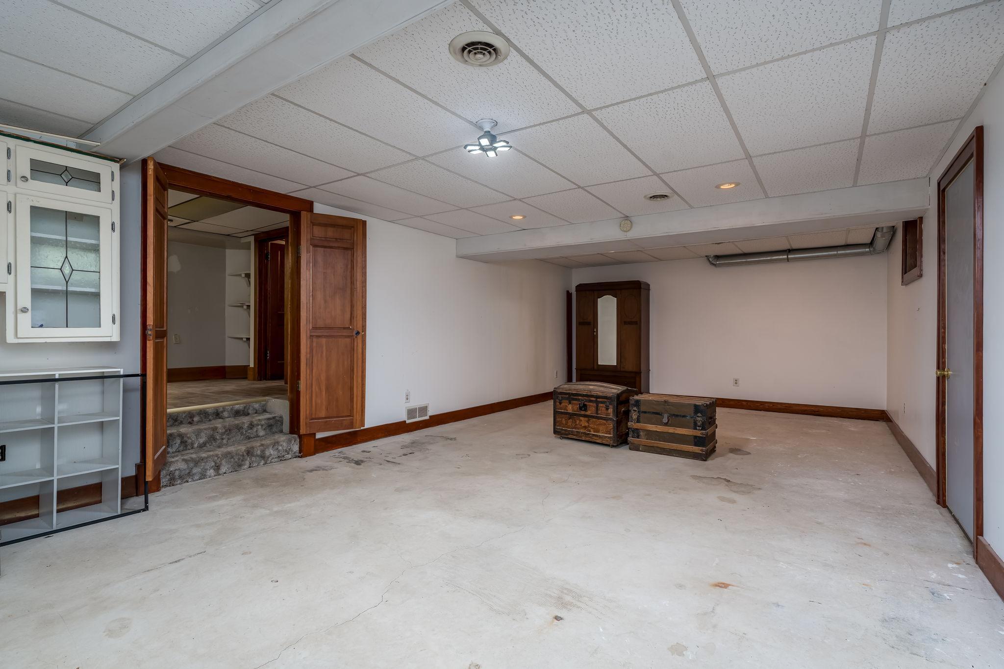 31-web-or-mls-223-joy-ave-sw.jpg