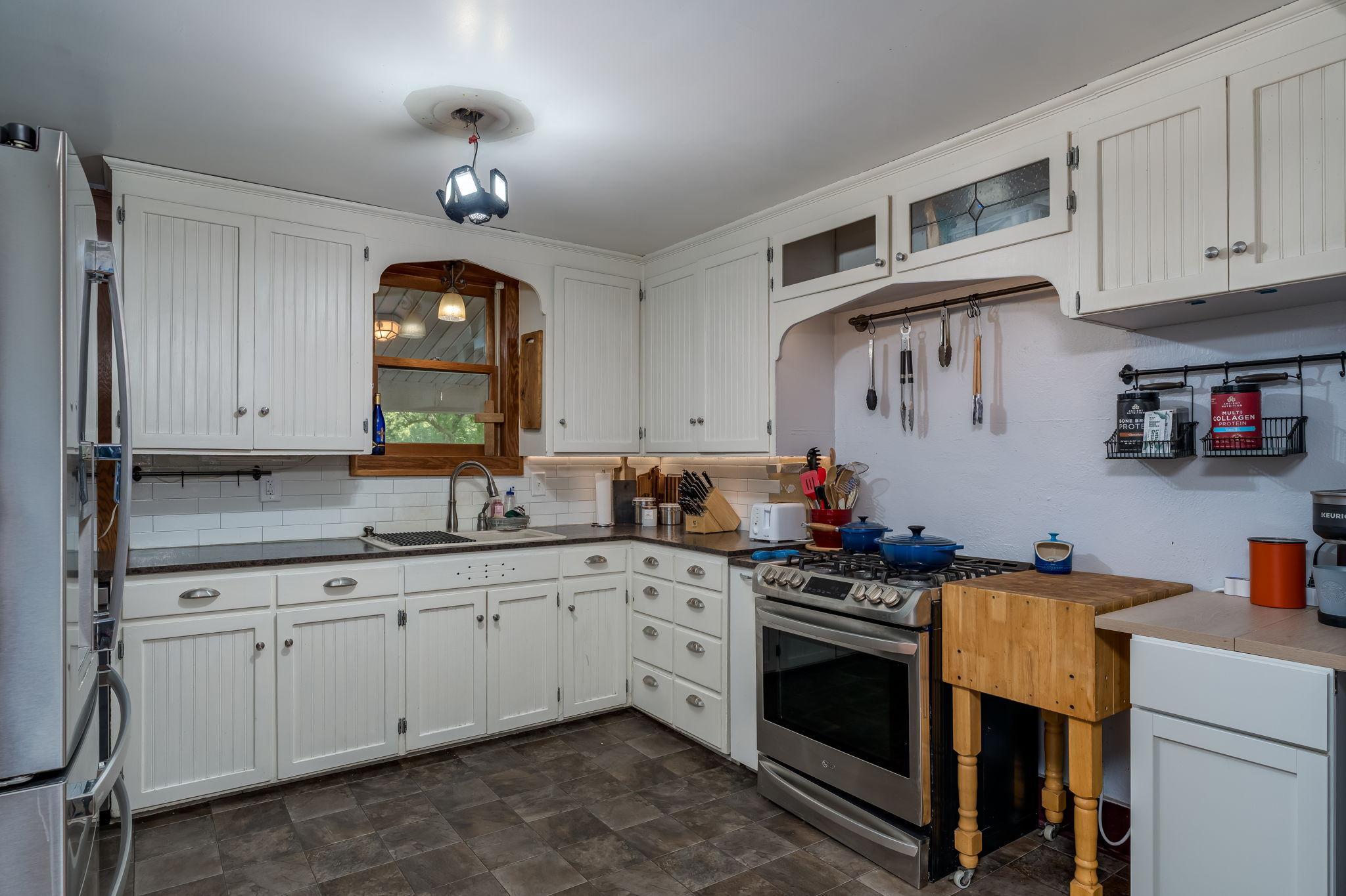6-web-or-mls-223-joy-ave-sw.jpg