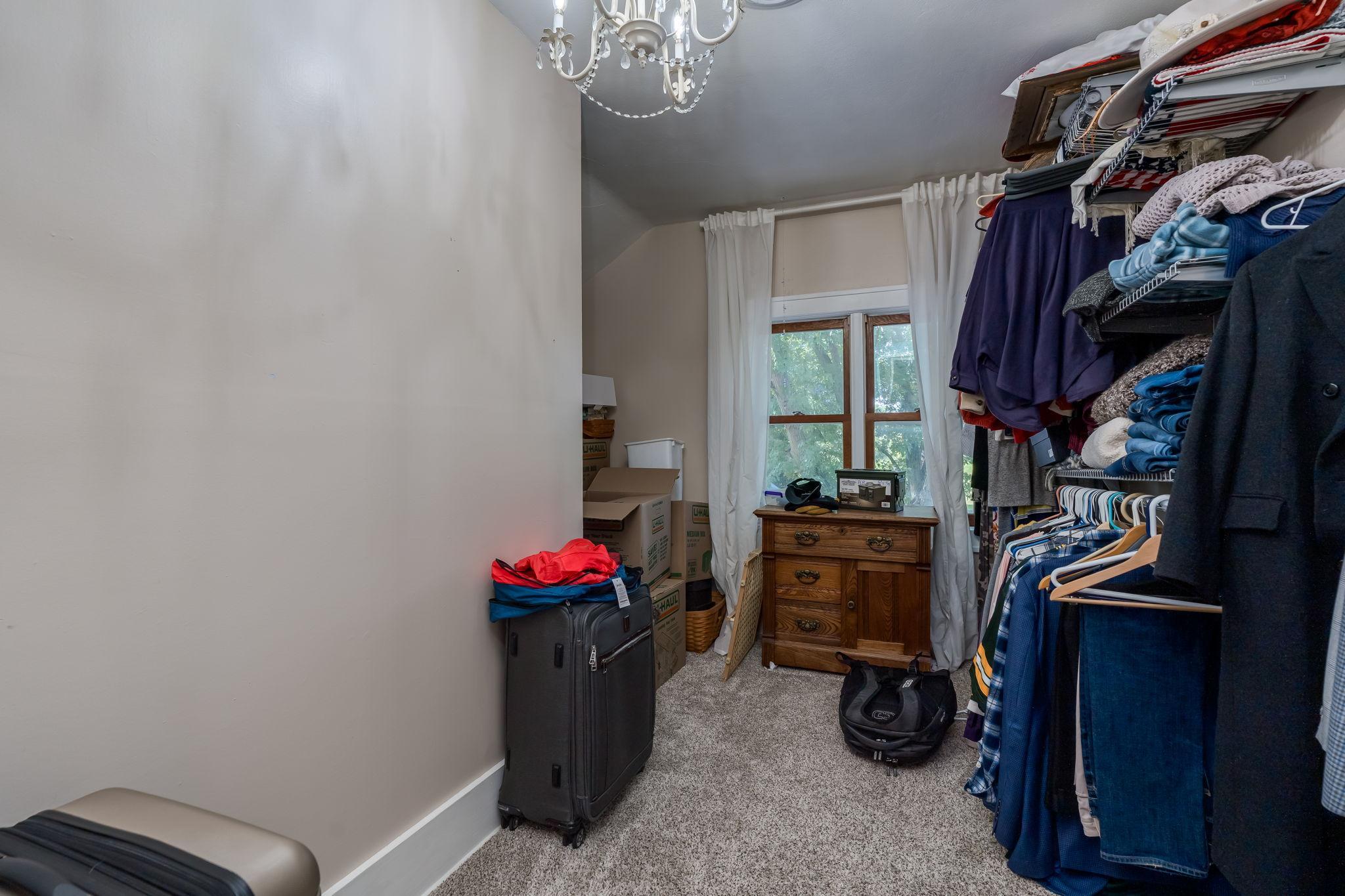 26-web-or-mls-223-joy-ave-sw.jpg