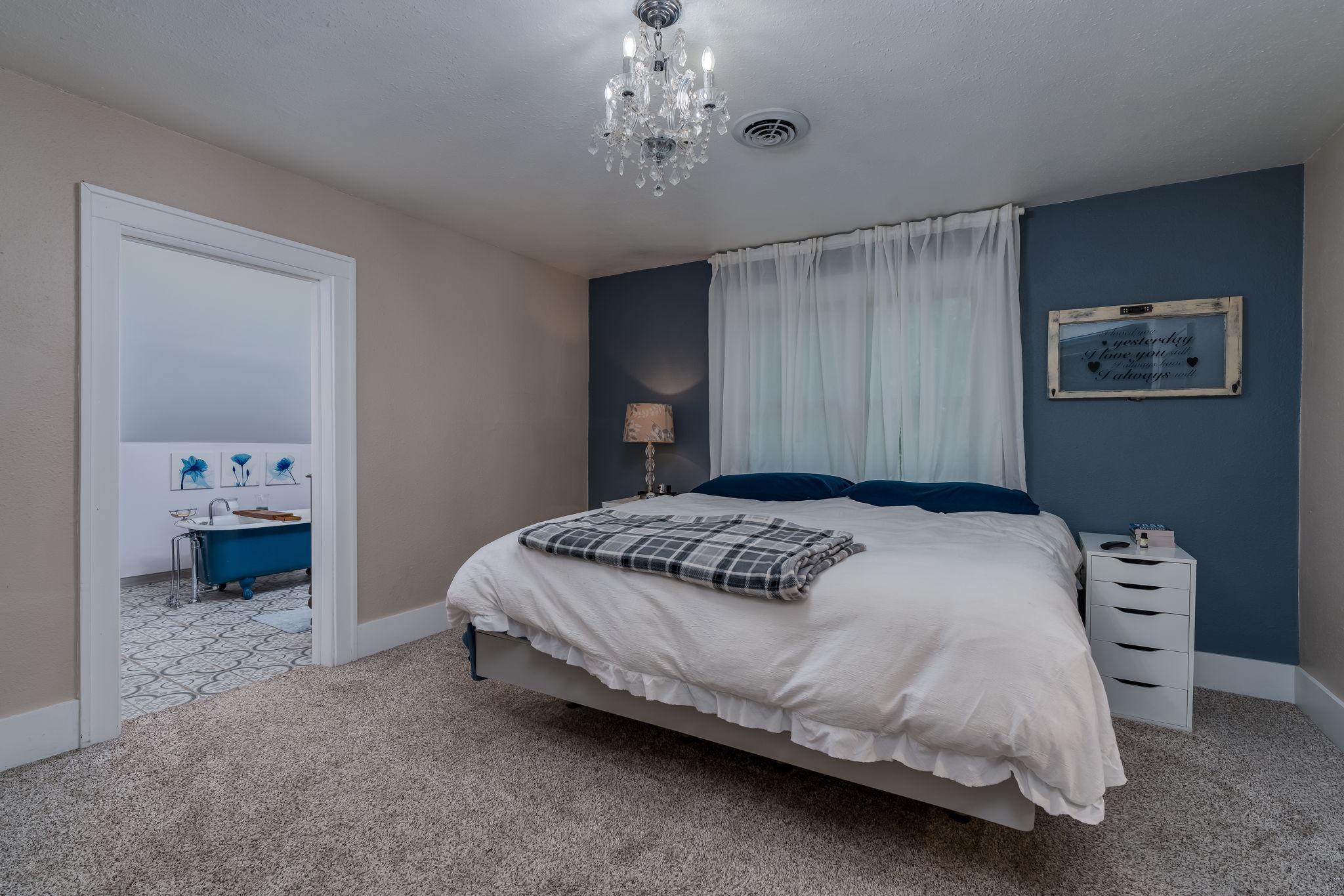 18-web-or-mls-223-joy-ave-sw.jpg