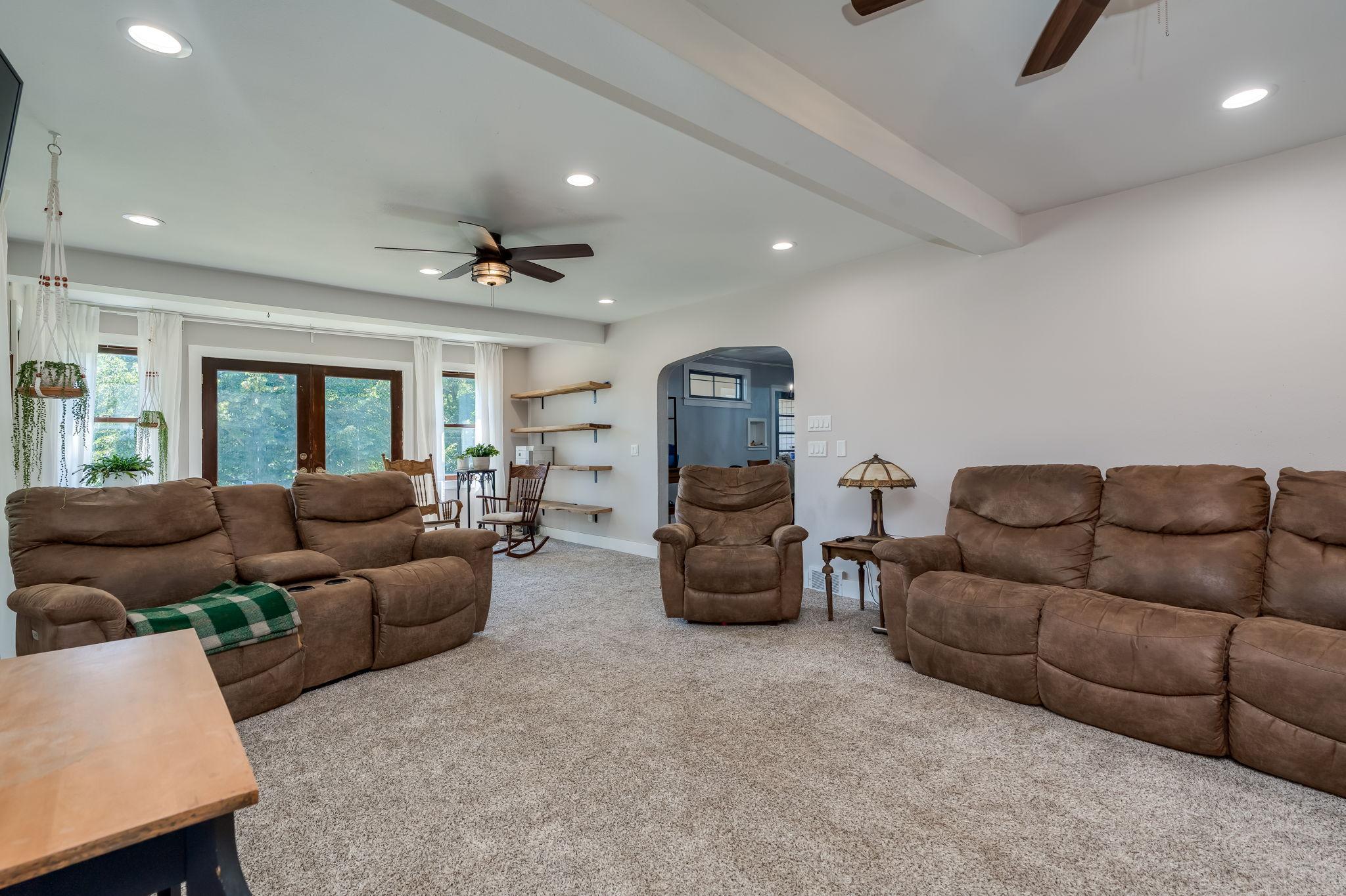 14-web-or-mls-223-joy-ave-sw.jpg