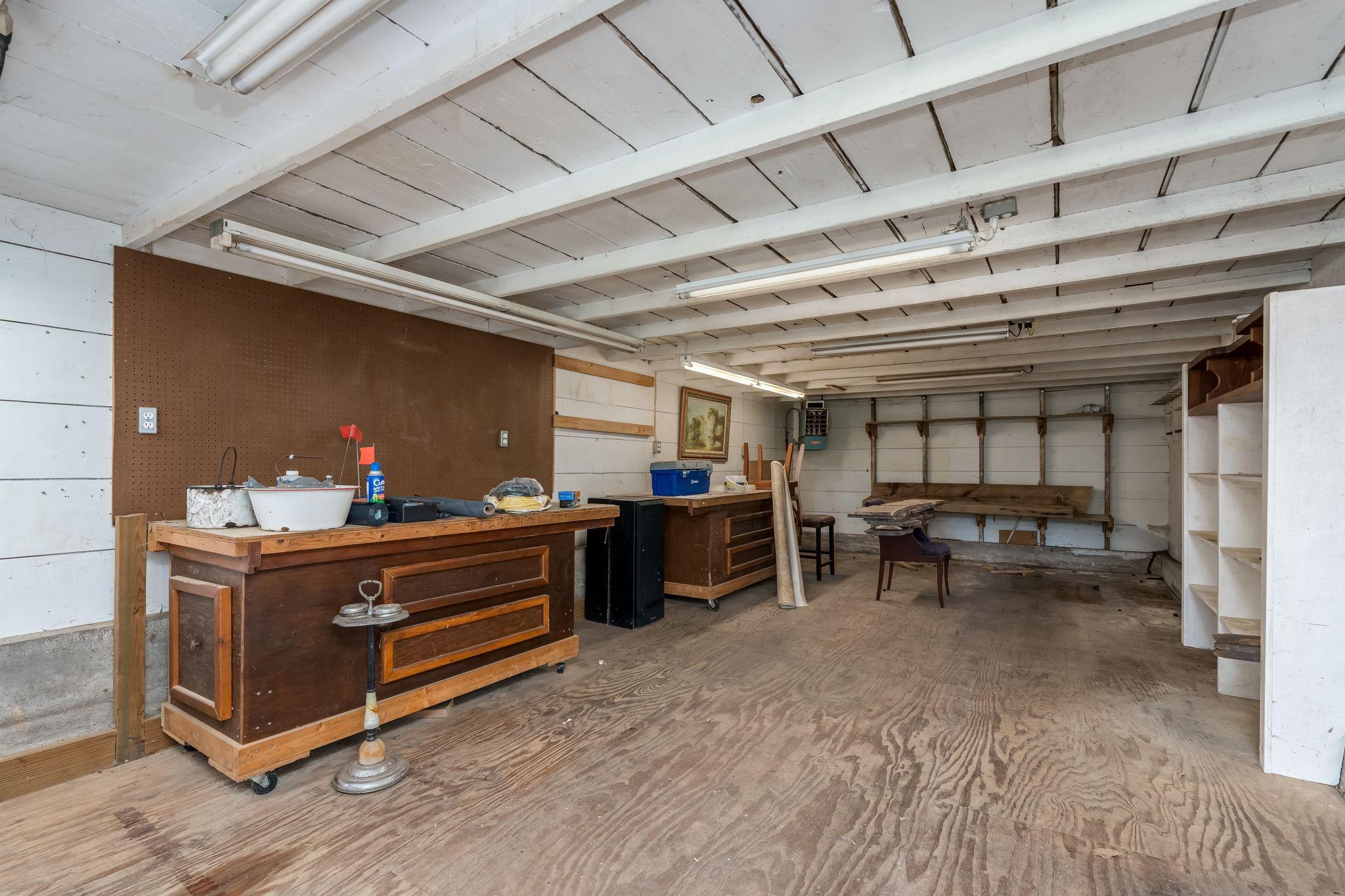 38-web-or-mls-223-joy-ave-sw.jpg