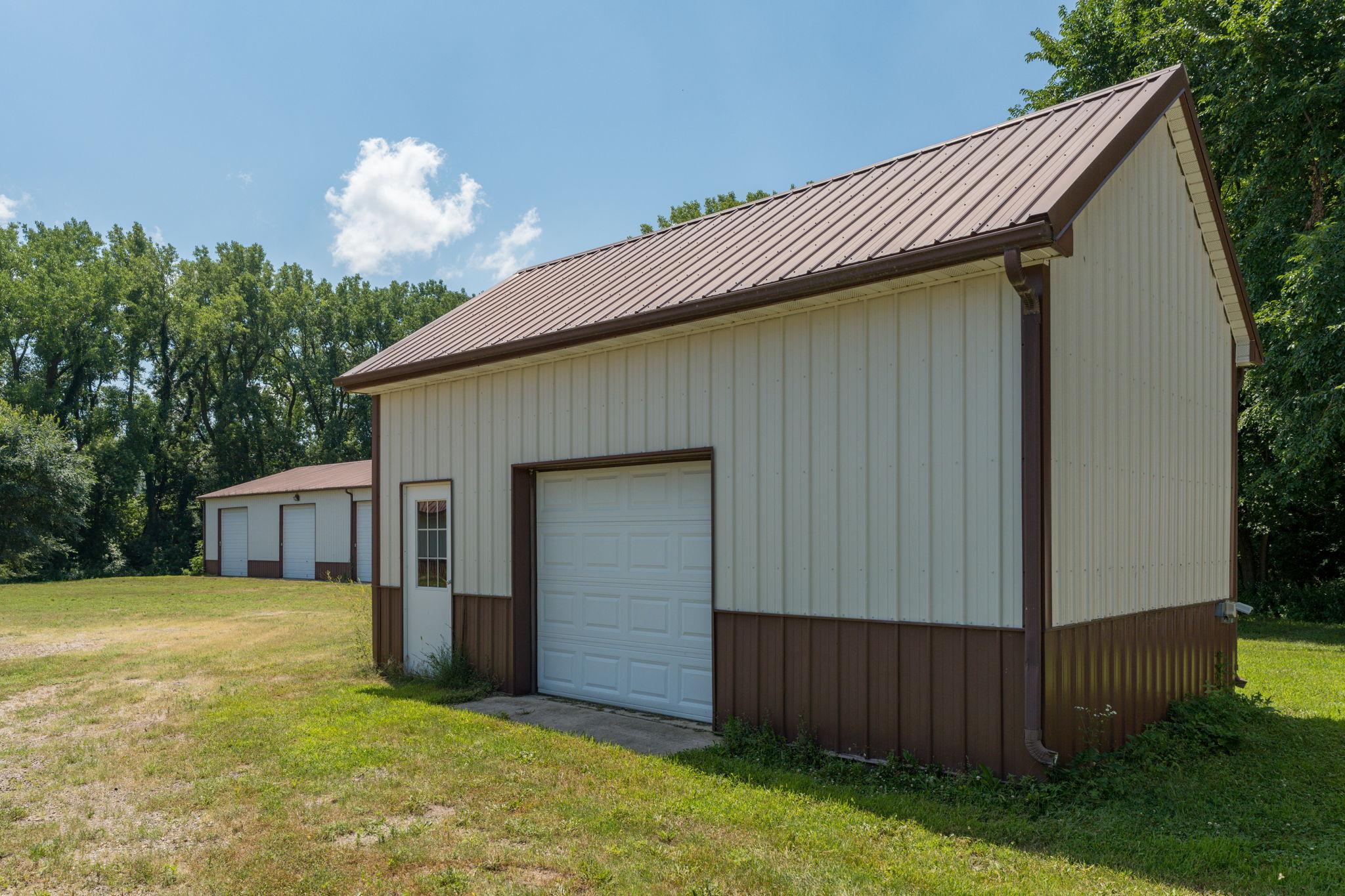 46-web-or-mls-223-joy-ave-sw.jpg