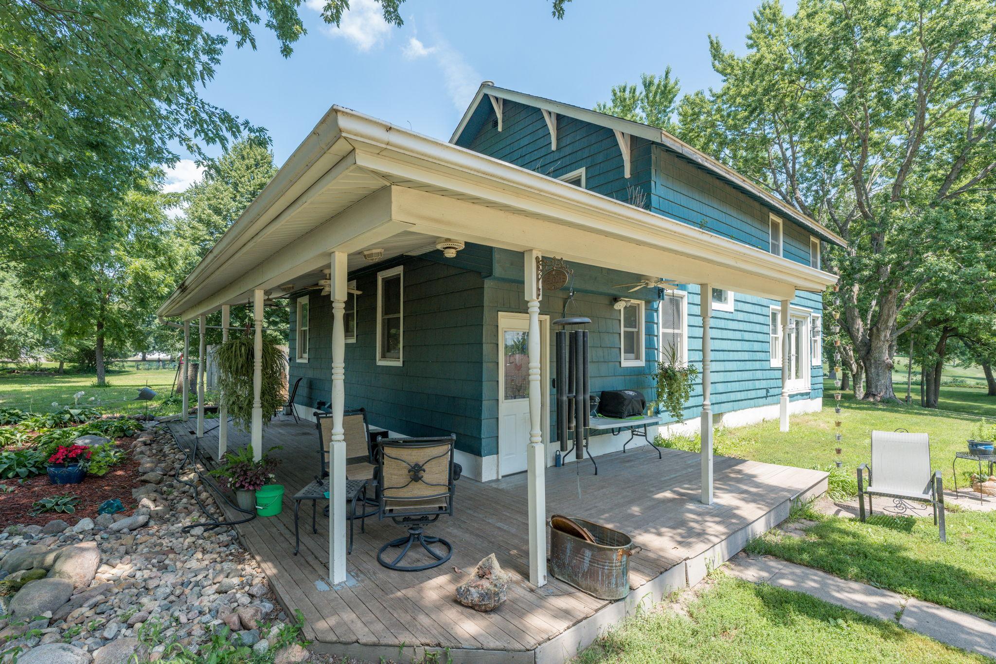 2-web-or-mls-223-joy-ave-sw.jpg