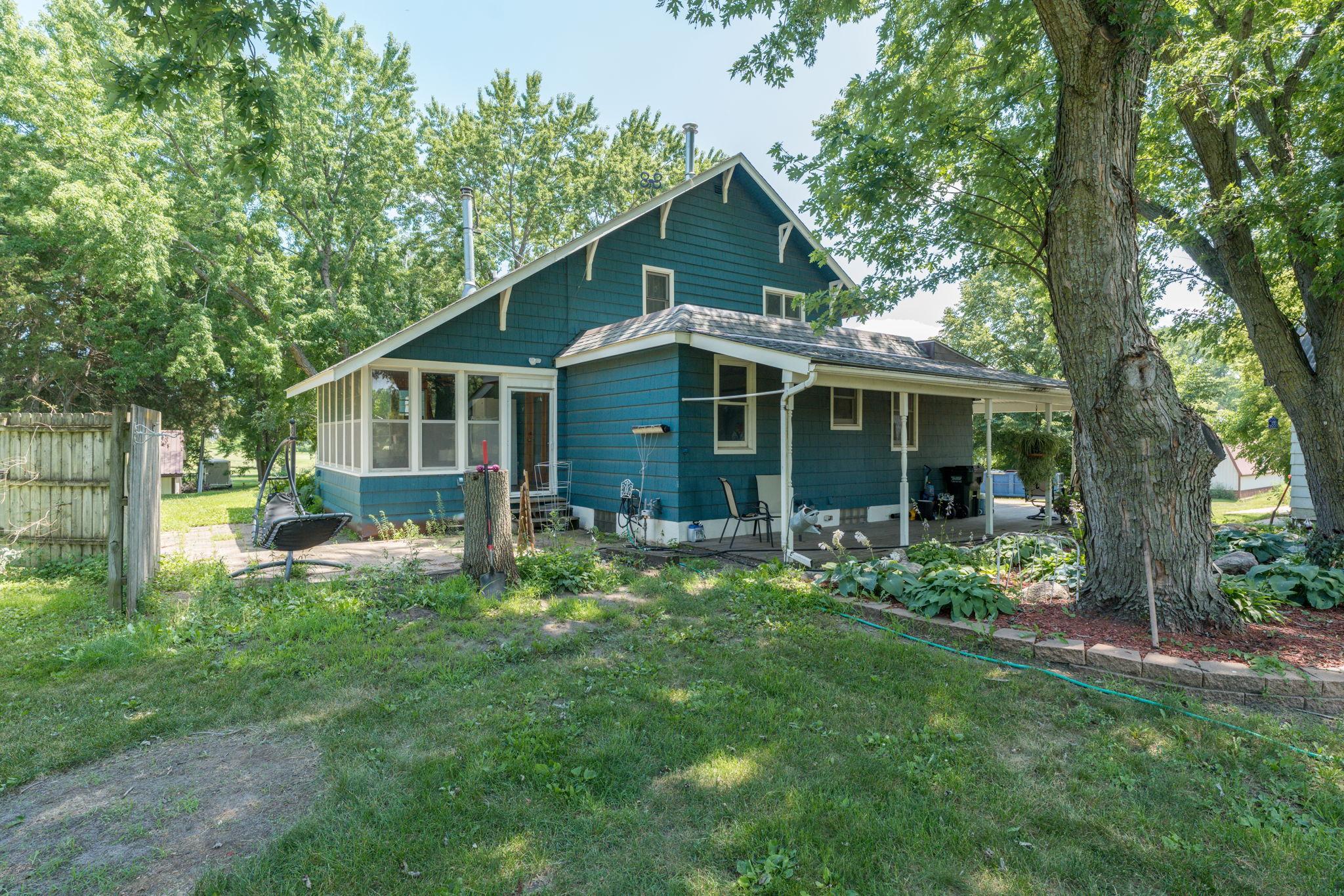 3-web-or-mls-223-joy-ave-sw.jpg