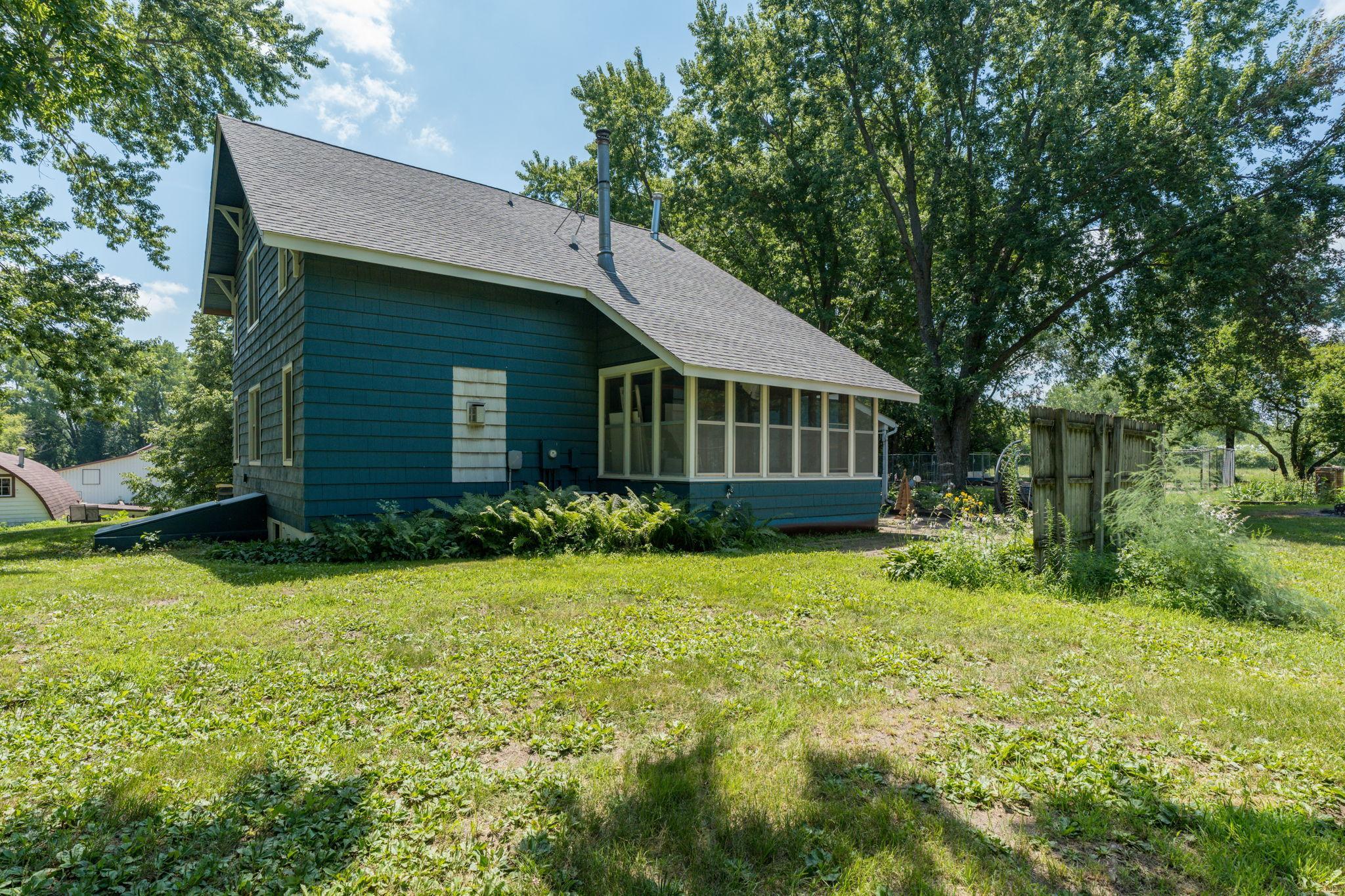 34-web-or-mls-223-joy-ave-sw.jpg