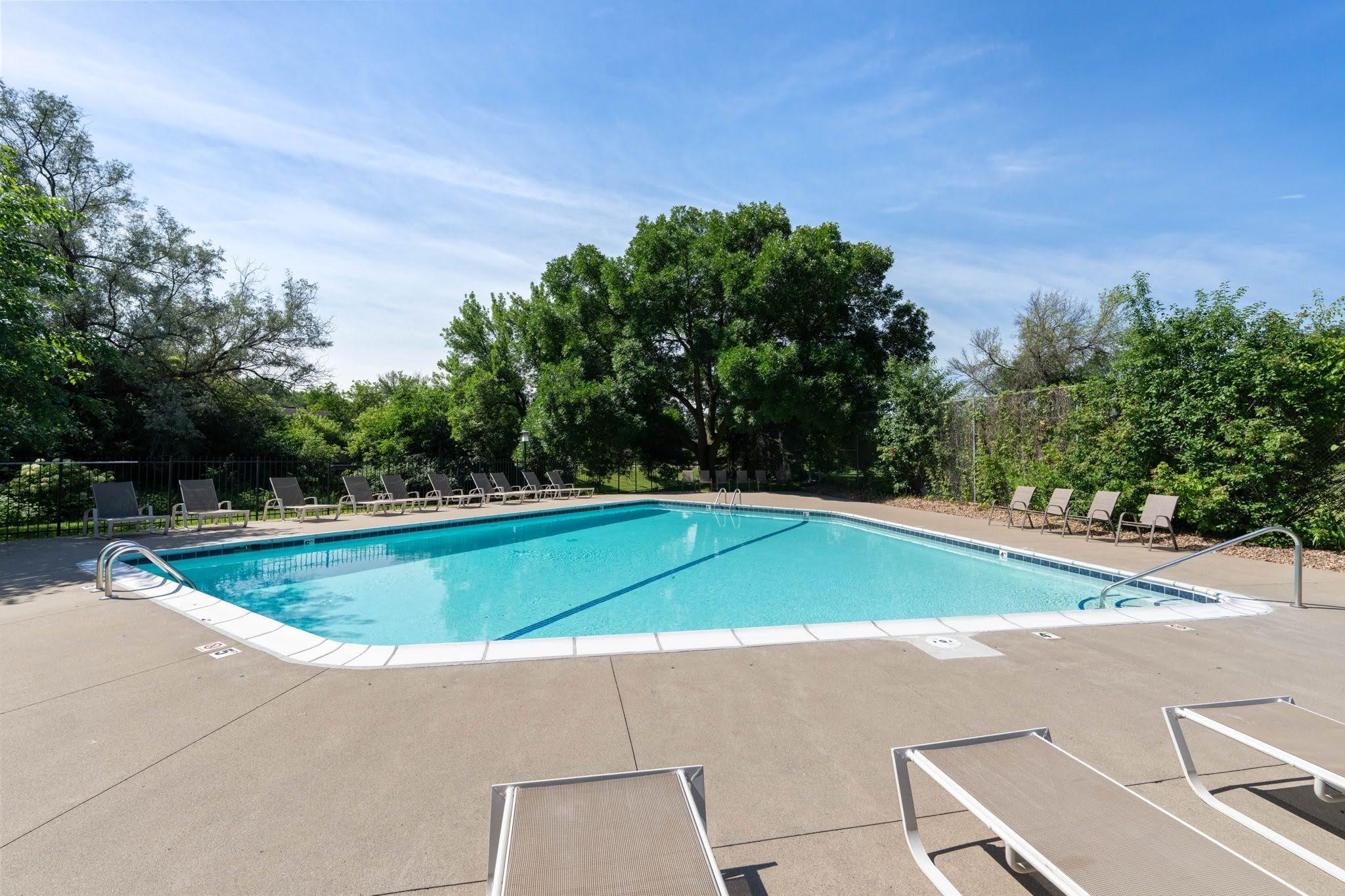 Shared pool area