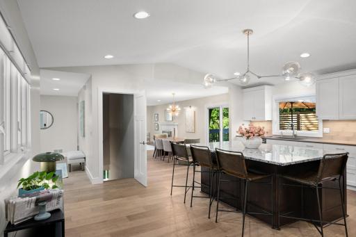 7204 Glouchester Drive, Edina, MN 55435