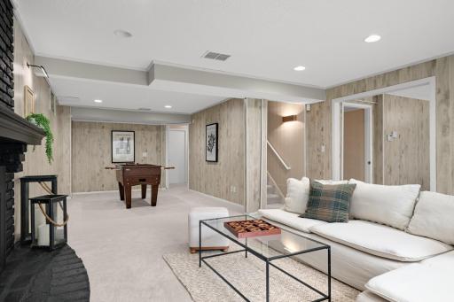 7204 Glouchester Drive, Edina, MN 55435