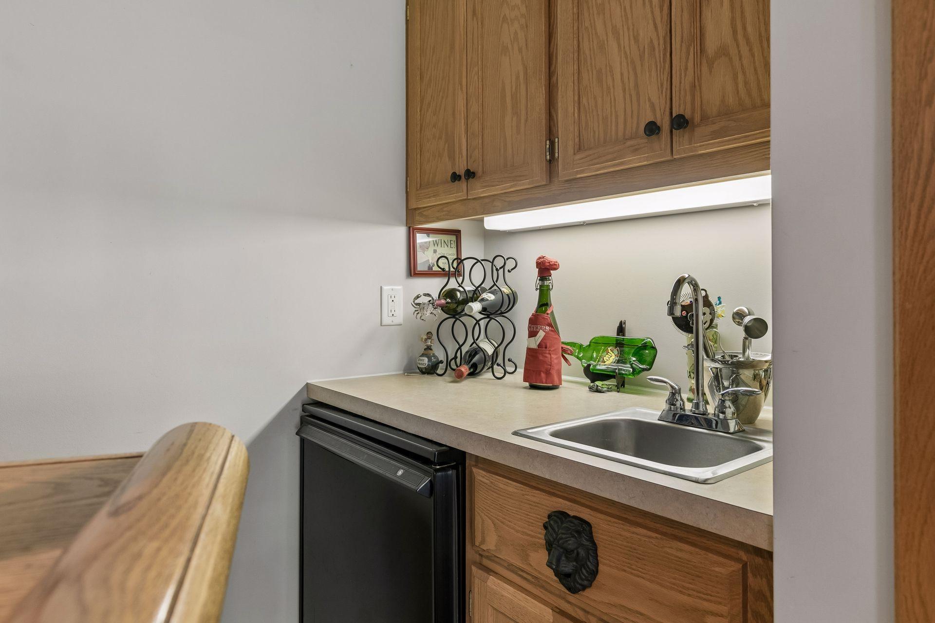 Bar area in walk-out family room