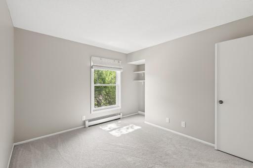 3020 Saint Albans Mill Road, 205, Hopkins, MN 55305