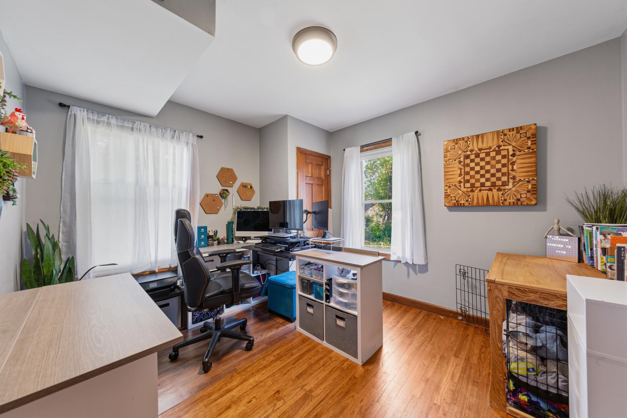 Bedroom 1.jpg