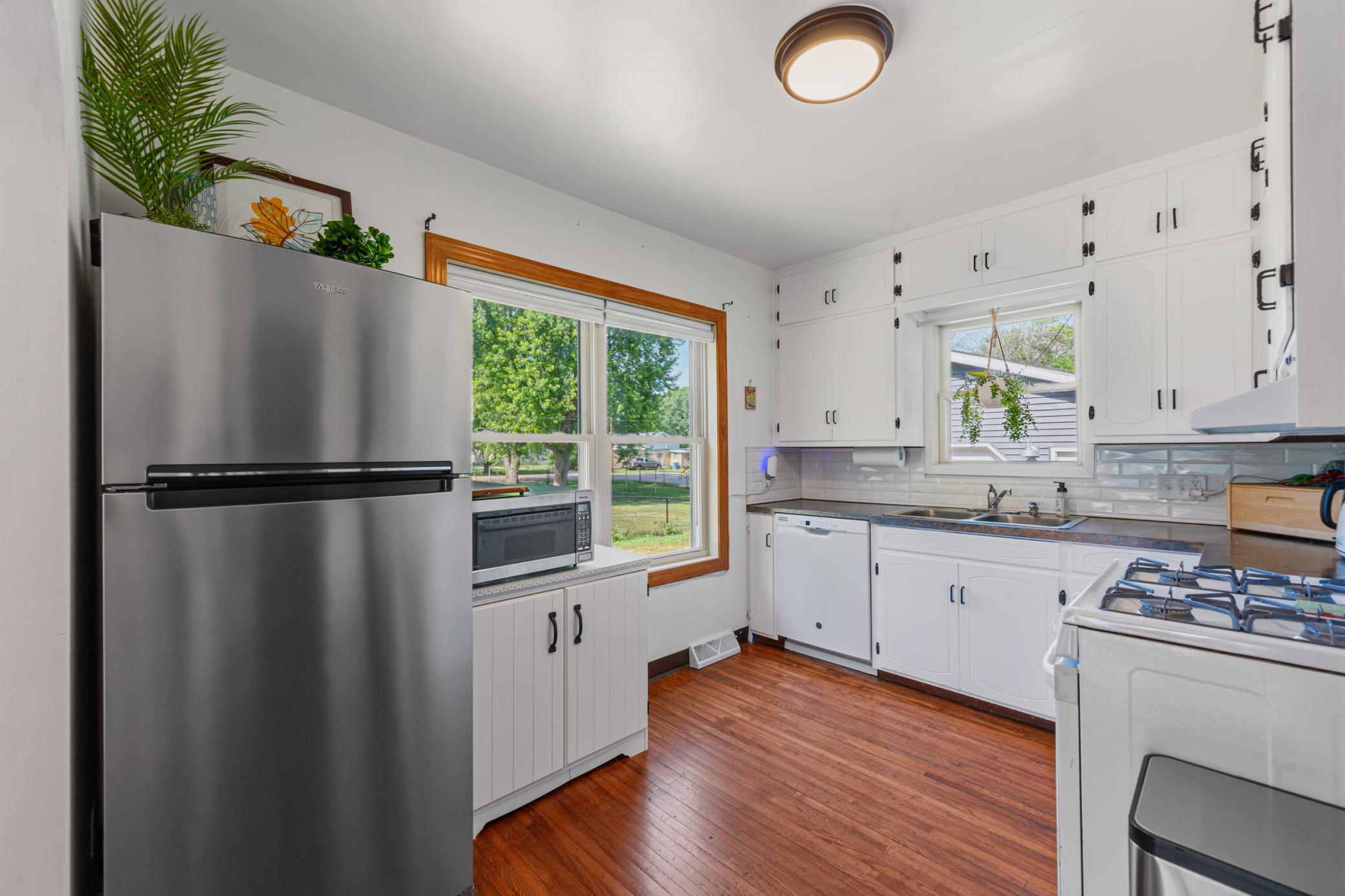 Kitchen 1 1.jpg