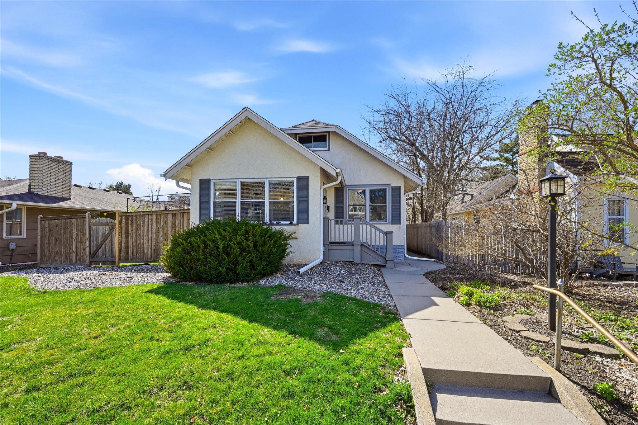 02-2920 Princeton Ave S [2992123]- 002.jpg