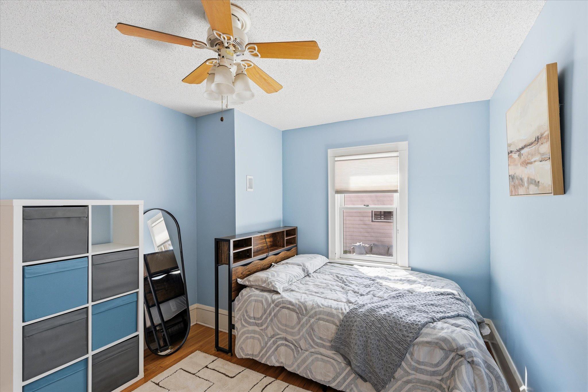23-2920 Princeton Ave S [2992123]- 023.jpg