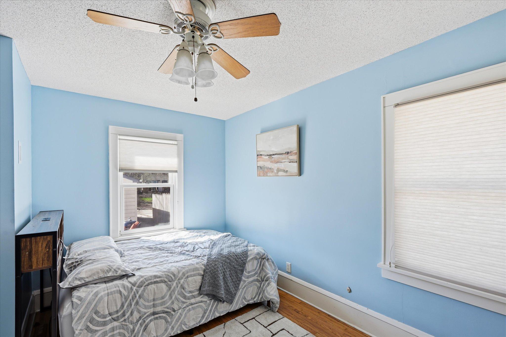 22-2920 Princeton Ave S [2992123]- 022.jpg